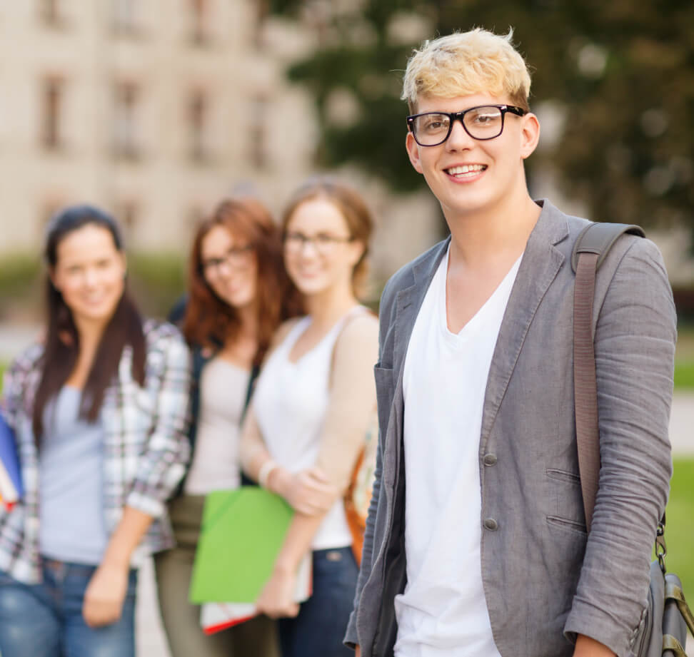 https://aptschools.in/wp-content/uploads/2025/01/admission-img2.jpg